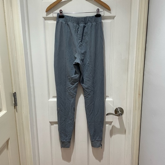 Alo Women Propel Sweatpant Jogger In Blue Haze Size XS - Picture 5 of 5